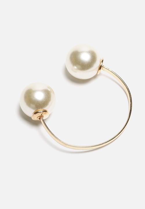 Bennt Editions - Large Pearl Bracelet