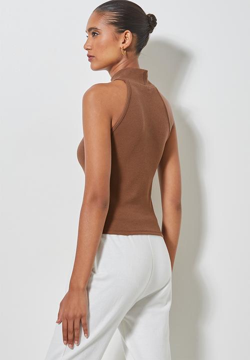 Superbalist - Rib cutaway poloneck top - tobacco