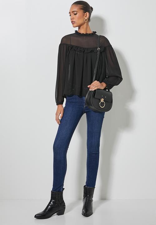 Superbalist - Femme ruffle blouse - black