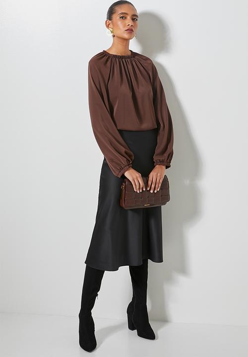 Superbalist - Elasticated neck shell blouse - rich choc