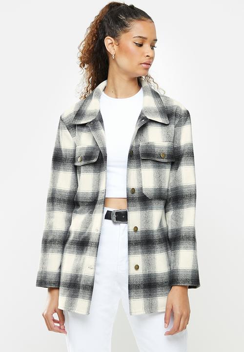 Blake - Over shirt with patch pockets - black & white 