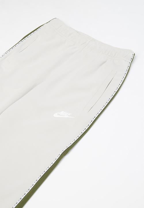 Nike - B nsw repeat pk joggrr - beige & khaki 