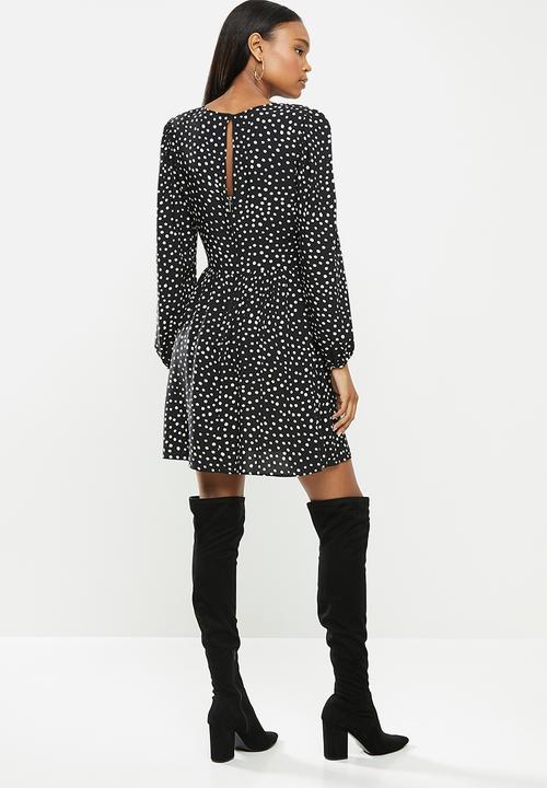 MILLA - Shoulder pad mini dress with waist detail - black & white