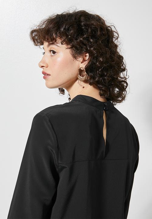 Superbalist - Hi neck shell - black