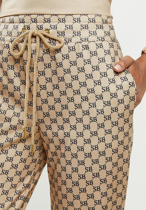 SISSY BOY - Name drop jogger - black & stone