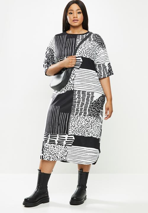 Me&B - Patch print T-shirt dress - black & white 