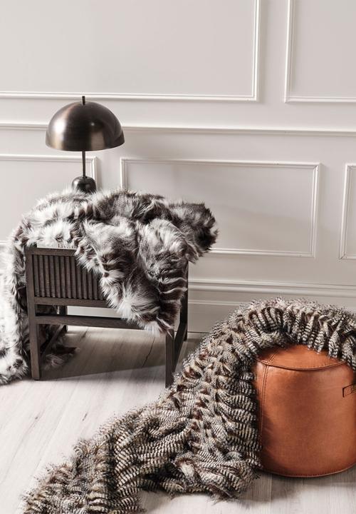 Linen House - Harry faux fur throw - multi