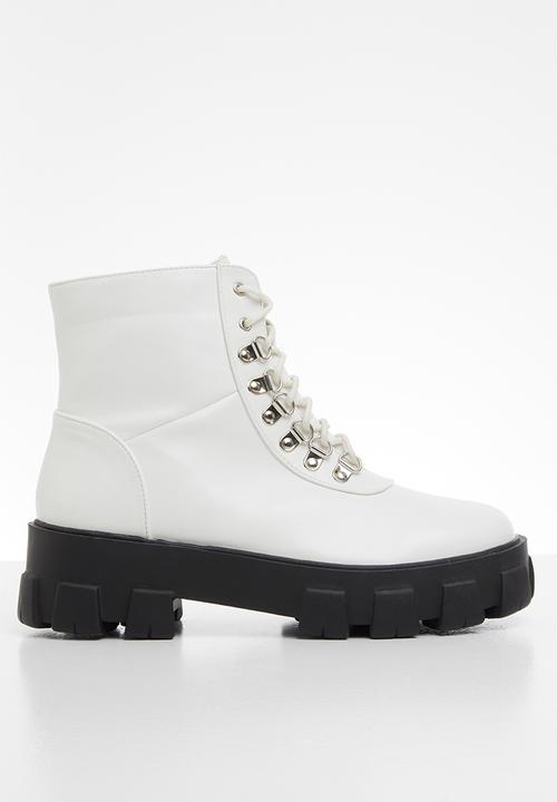 Superbalist - Sharr lace-up boot - white