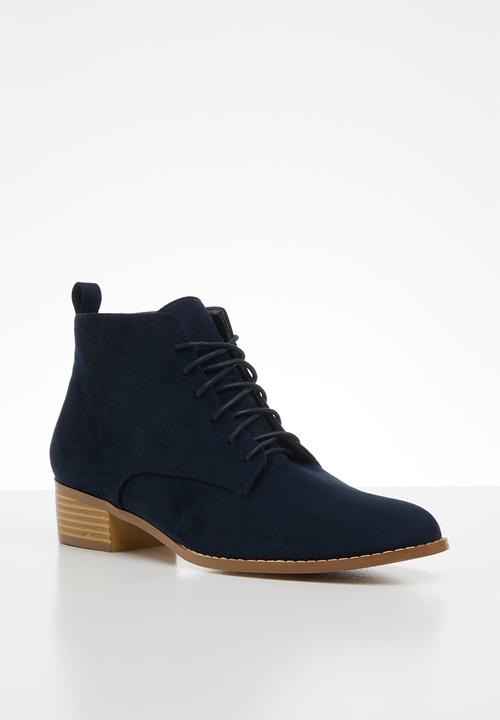 edit - Nandie lace-up boot - navy