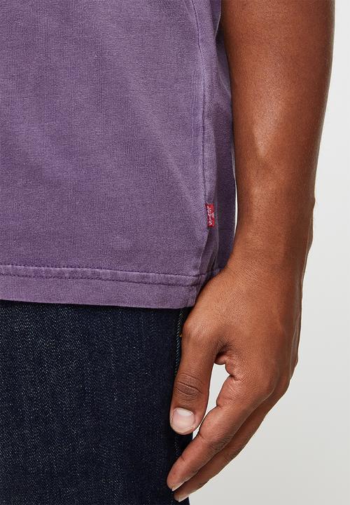 Levi’s® - Short sleeve relaxed fit tee - purple