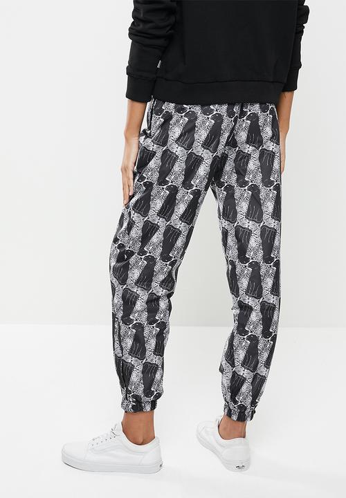 Vans - Leopard pants - black & white