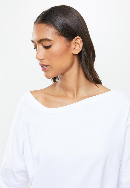 STRONG by T-Shirt Bed Co. - Cold shoulder top - white