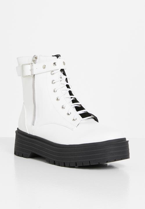 Z_Code_Z - Quinn biker boot - white