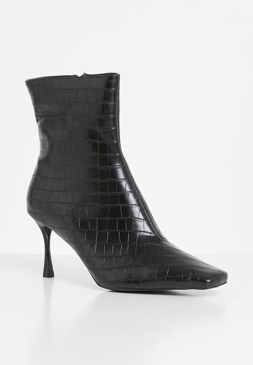 Z_Code_Z - Helen wider fit ankle boot - black