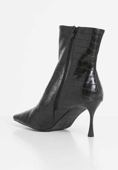 Z_Code_Z - Helen wider fit ankle boot - black