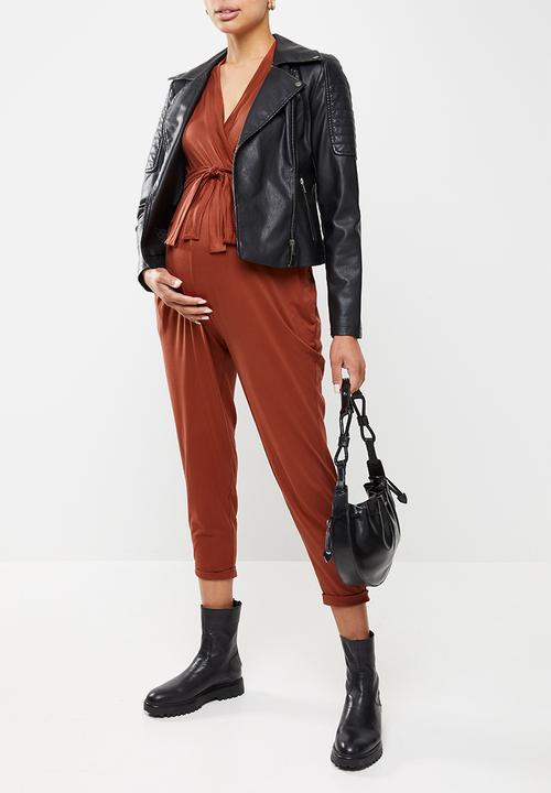 Superbalist - Belted nursing jumpsuit - rust