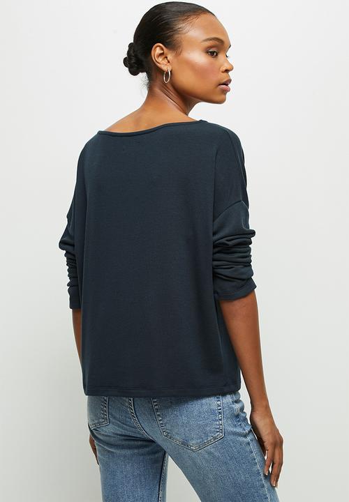 edit - Drop shoulder cut & sew top - navy
