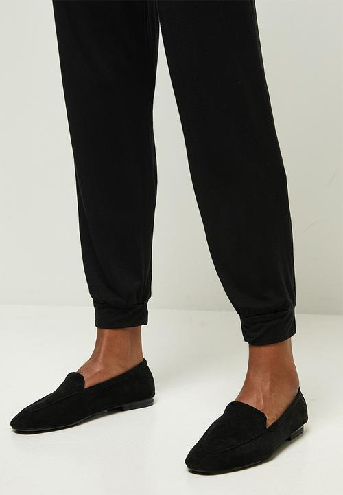 edit - Knit toggle jogger - black