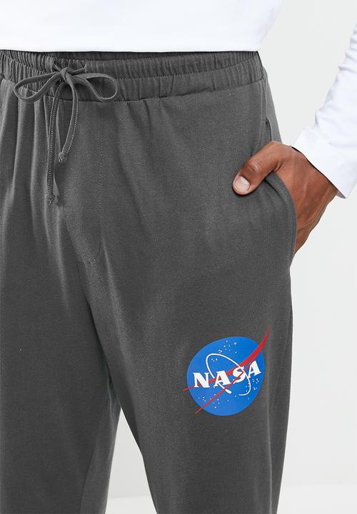 Superbalist - Long sleeve NASA logo knit sleep set - white & grey