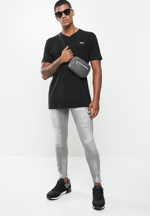 Cutty - Tshirt basic vneck - black