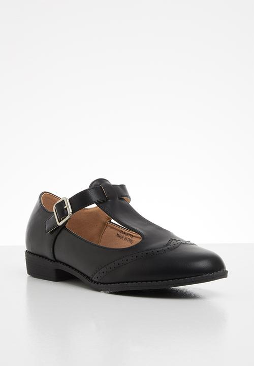 Jada - Mary jane buckle shoe - black