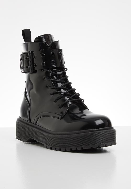 Plum - Sadie lace up chunky boot - black