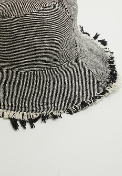 Tom Tom - Fray edge bucket hat - black