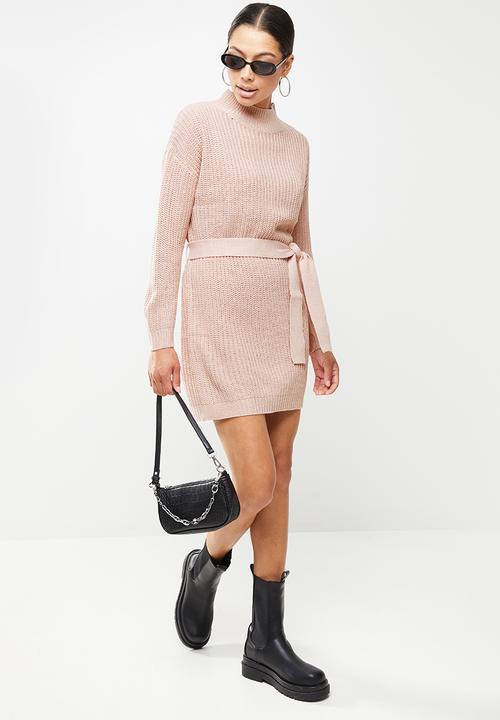Missguided - Roll neck basic dress with belt - pink