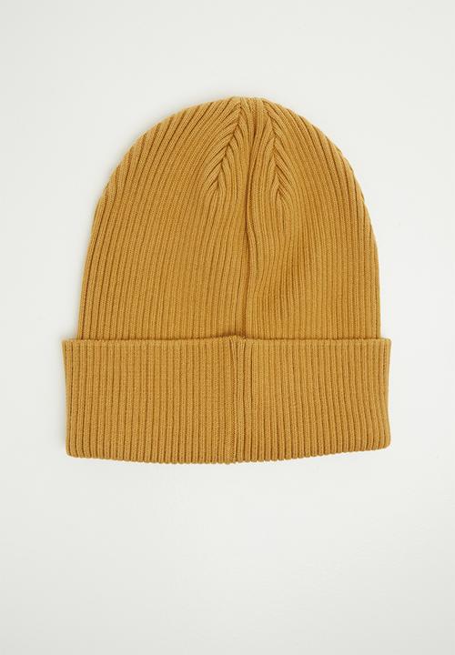 S.P.C.C - Levitt - maple leaf