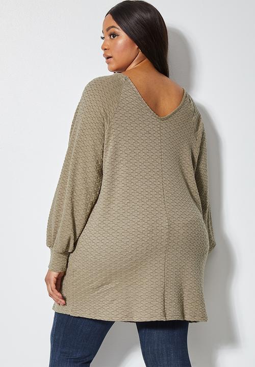 Superbalist - Ll textured v-neck top - mocha