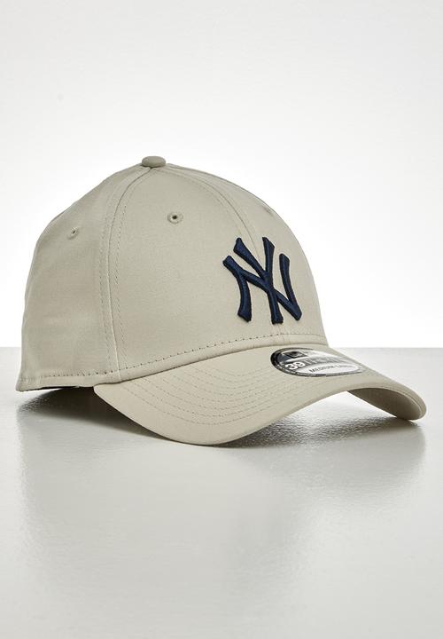 New Era - 3930 league essential  New York Yankees - stone & navy