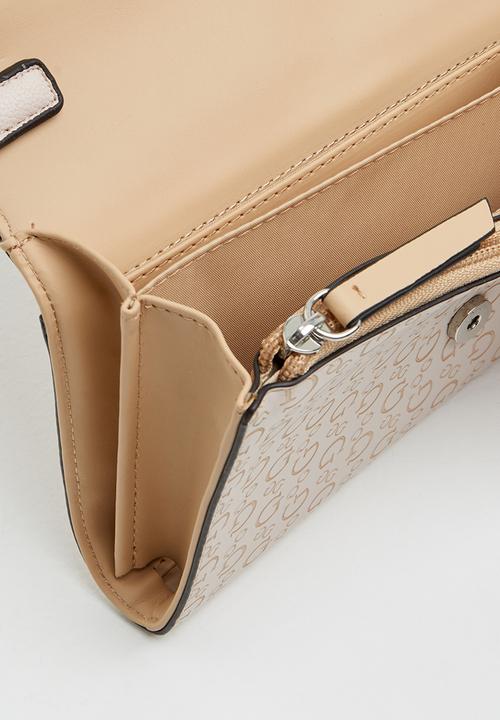 GUESS - Kalei mini crossbody flap - blush