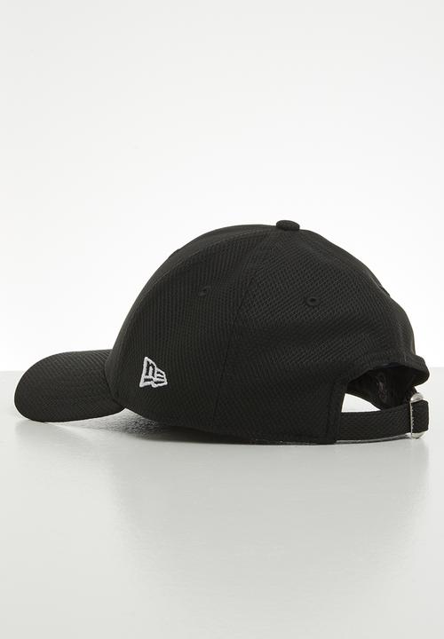 New Era - 940 diamond era essential neyyan - black & white