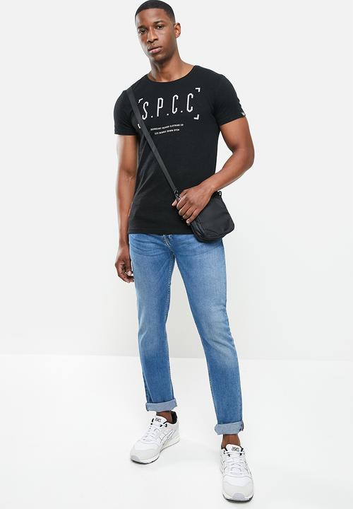 S.P.C.C - Maverick stepped hem tee - black