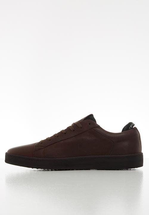 Replay - Blog erik - burgundy
