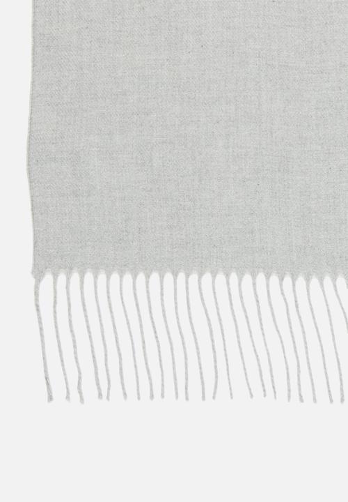 Superbalist - Knitted fringed scarf - grey