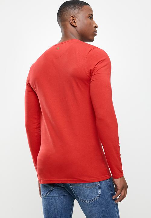 SOVIET - Ribeira  v-neck tee - red