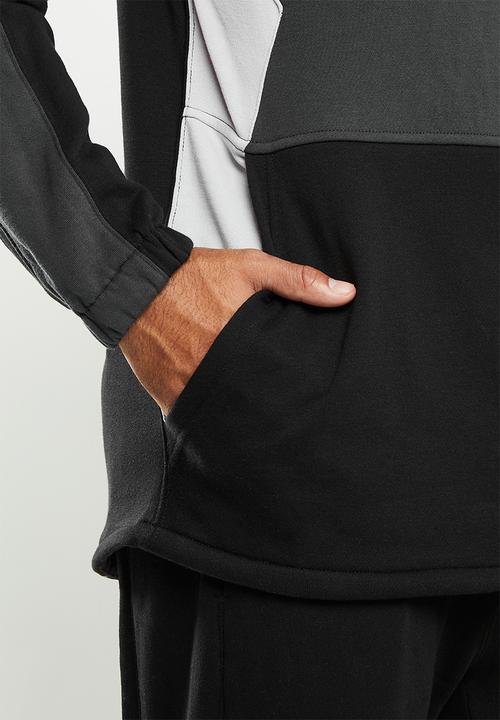 Hurley - Onshore blocked qz - black