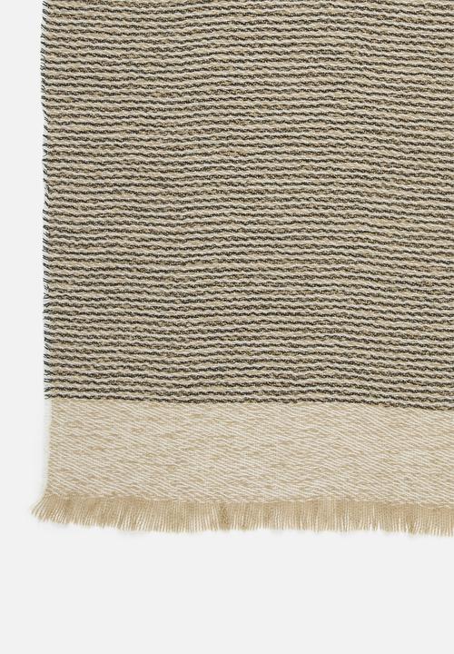 edit - Fringed scarf - neutral