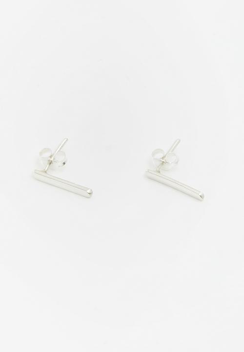 Lorne - Bar stud earring - silver