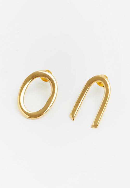 Lorne - Paired earring - gold