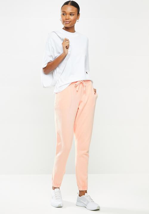 Cotton On - Lifestyle gym track pant - washed apricot