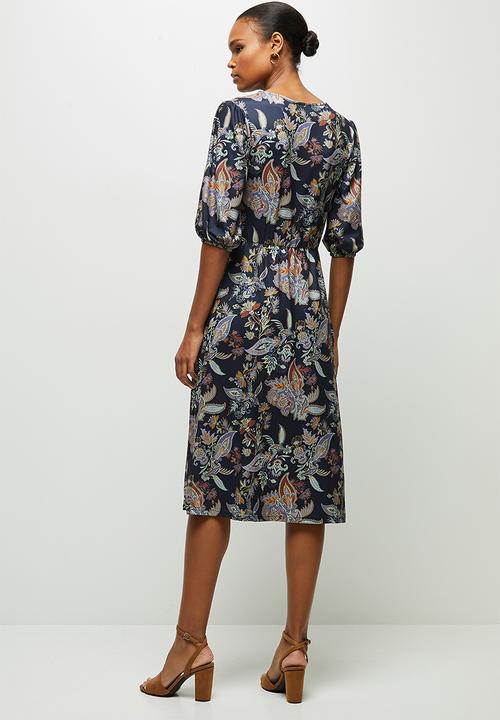edit - 3/4 sleeve curved waist knit midi - navy 