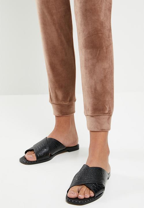 VELVET - Plush velvet high rise track pant - mink