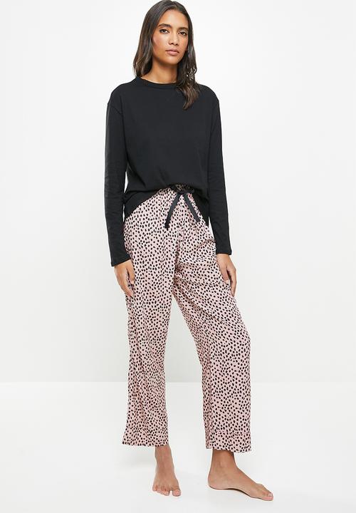 Superbalist - Sleep long sleeve fitted top & pants - black & pink