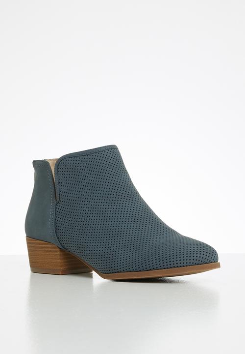 Call It Spring - Lunna boot - blue