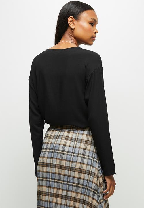 edit - Long sleeve woven basic shell - black