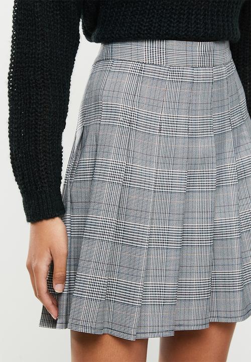 Blake - Pleated tennis skirt - black & white