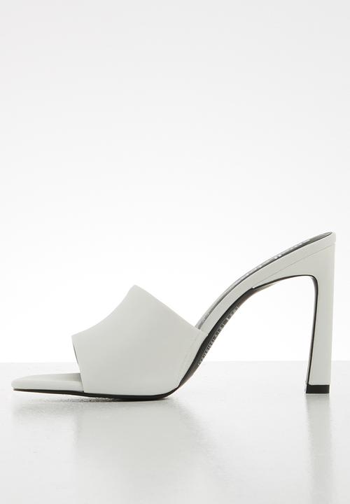 Call It Spring - Divinee heel - white