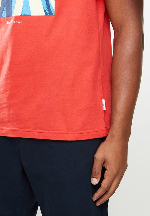 Ben Sherman - Half flag tee - red